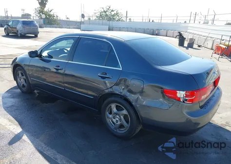 2005 Honda Accord 2.4 Lx z USA, uszkodzony, nr VIN 1HGCM56445A123117
